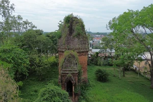 Tháp Bằng An ở Quảng Nam mang kiến trúc Chăm, có tuổi đời gần 1.000 năm.