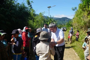 Lãnh đạo TP Đà Nẵng ‘gợi ý’ thủ phủ Sâm Ngọc linh trở thành xã không rác thải