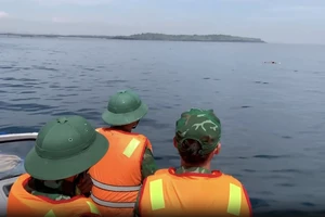 Tìm thấy thi thể ngư dân mất tích, thuyền trôi dạt không người gây xót xa 'cõi mạng'