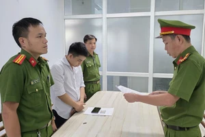 Nhân viên bảo hiểm nhân thọ thu 1,7 tỉ của khách hàng để tiêu xài