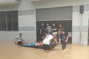 8 người trong 1 gia đình ngạt khí do nổ máy phát điện