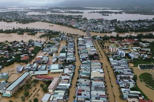 Hình ảnh ngập lụt ở vùng rốn lũ Đại Lộc nhìn từ trên cao