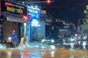 Lũ trên sông Vu Gia, Thu Bồn đang lên trở lại