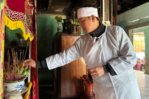 Mất cha mẹ, mất sạch tài sản sau 1 cơn lũ