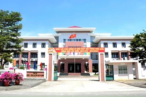 Trụ sở UBND huyện Núi Thành cũ. Ảnh: CĐ