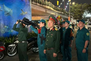 Đà Nẵng quản lý chặt flycam hoạt động không phép ảnh hưởng đến hoạt động bay. Ảnh: QS