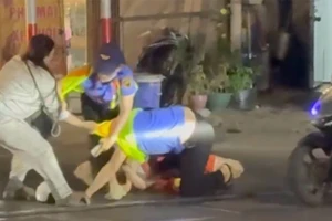 Vụ việc xảy ra tối 6-4. Ảnh: TN