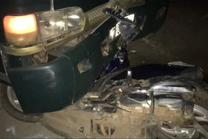 Va chạm với xe tải, hai phụ nữ tử vong tại chỗ