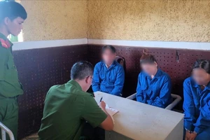 Đắk Nông: Bắt nhóm vận chuyển ma túy qua đường hàng không, chuyển phát nhanh