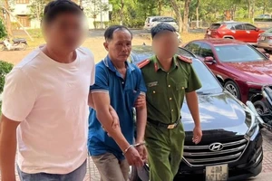 Công an tỉnh Đắk Nông trao trả 3.5 kg vàng và nhiều tài sản bị trộm cho chủ tiệm vàng