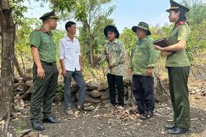 Cha rủ con bán nhà vượt biên để làm giàu nhưng tay trắng hồi hương