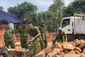Công an Đắk Lắk phối hợp xây dựng 84 căn nhà tặng người nghèo