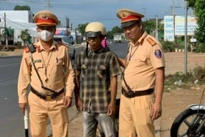 CSGT Đắk Lắk phát hiện 4 tài xế dương tính với ma túy