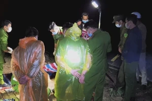 Tìm thân nhân của nạn nhân bị sát hại, phi tang giữa sông Sêrêpốk 