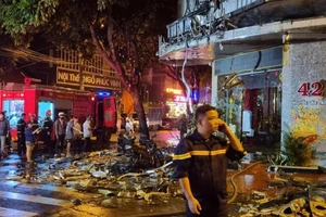 Cháy quán karaoke trong đêm ở Buôn Ma Thuột, rất may kịp sơ tán cả chục người