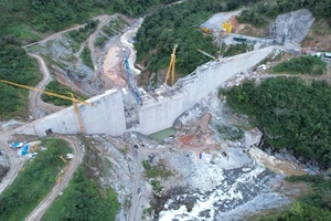 Lời kể nhân chứng vụ sập giàn giáo làm 5 công nhân tử vong, mất tích