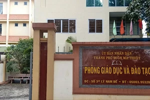 Lý do hàng ngàn giáo viên, công chức ở Đắk Lắk nguy cơ mất tiền thưởng theo Nghị định 73 