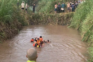2 học sinh chết đuối thương tâm trong ao chứa nước