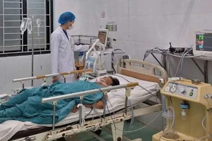 Điều trị tích cực cho 1 bệnh nhân ở tỉnh Đắk Nông mắc COVID-19