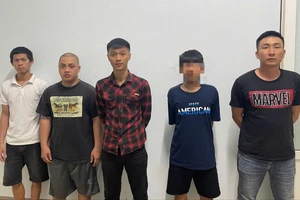 Bắt khẩn cấp 2 nghi phạm vụ đánh nhau trước cổng bệnh viện ở Đắk Lắk