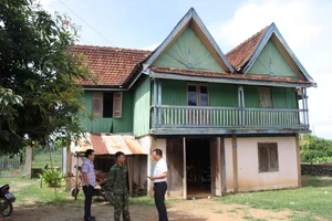 Đại gia đình ở Đắk Lắk có 5 dân tộc, ai nấy đều nói được nhiều thứ tiếng khác nhau