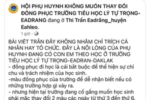 Phụ huynh phản ứng vì học sinh mặc 3 màu áo đồng phục 1 tuần