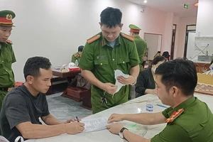 Bắt tạm giam chủ cơ sở massage ở Buôn Ma Thuột có nhân viên chiều khách 'tới Z'