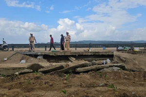 Đắk Lắk ra công điện khẩn sau vụ sập bờ kè khiến 2 cặp vợ chồng tử vong