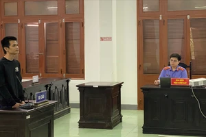 Toà phạt thanh niên xăm trổ đánh phụ nữ mang thai 6 tháng tù