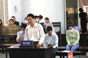 Tiếp tục truy tố cựu giám đốc CDC Đắk Lắk trong đại án Việt Á