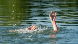 Điều tra nguyên nhân thai phụ 19 tuổi cùng con gái tử vong dưới ao