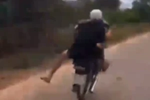 Từ clip trên mạng xã hội, CSGT truy ra người chạy xe máy bốc đầu, rú ga