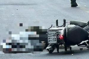 2 người tử vong trong vụ tai nạn giữa xe máy và xe đầu kéo