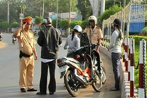 Bị CSGT xử phạt khi không có lỗi, phải làm sao?