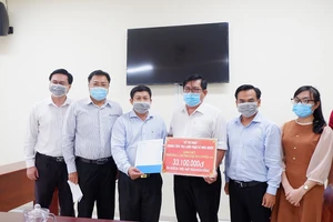  Sở Tư pháp TP.HCM góp tiền mua vaccine phòng COVID-19 