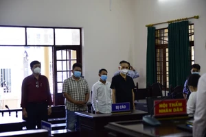 Miễn trách nhiệm hình sự 4 bị cáo vụ giữ người ở quán cà phê quận Tân Bình