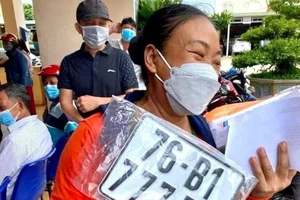 Từ vụ bấm được biển số ngũ quý 7: Mua lại biển số đẹp được không? 