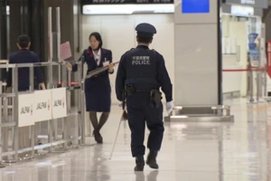 Một người Việt bỏ trốn khi làm thủ tục nhập cảnh Nhật