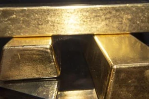 Singapore bắt một phụ nữ Việt lừa đảo đầu tư vàng