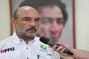 Ông Maduro thay bộ trưởng điện lực