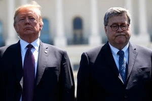 Bộ trưởng Mỹ bật lại việc ông Trump nói vào hầm để ‘kiểm tra'