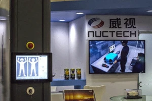 Canada xét lại hợp đồng an ninh giao công ty Trung Quốc