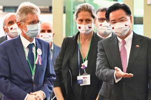 Ông Vương Nghị: Chủ tịch Thượng viện Czech sẽ ‘trả giá đắt'