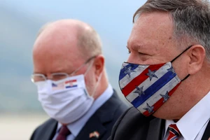 Ông Trump dính COVID-19, ông Pompeo xét lại chuyến đi châu Á 