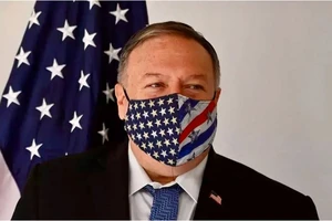 Ông Pompeo bị thúc hủy tiệc tùng cuối năm vì COVID-19