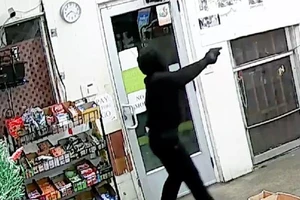 Mỹ: Công bố video mới vụ giết vợ chồng chủ cửa hàng gốc Việt 