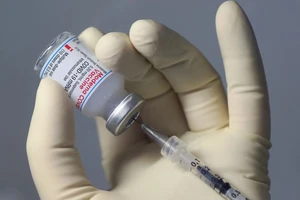 Moderna lên kế hoạch cấp thêm 1 tỉ liều vaccine cho các quốc gia nghèo