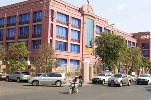 Campuchia sắp đưa tờ bạc 30.000 riel mới vào lưu thông 