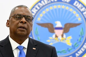 Ông Austin: Trung Quốc không phải ‘vai năm tấc rộng, thân mười thước cao'