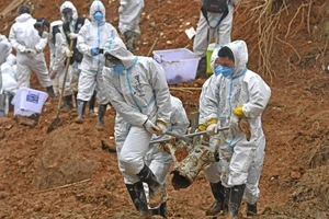 Trung Quốc không tìm thấy dấu vết chất nổ tại hiện trường máy bay bị nạn